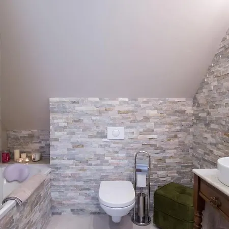 Rosebury Cottage 1 Bedroom Free Parking 5Min From Colmar Wintzenheim Extérieur photo